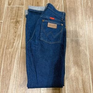 Women’s Wrangler Jeans